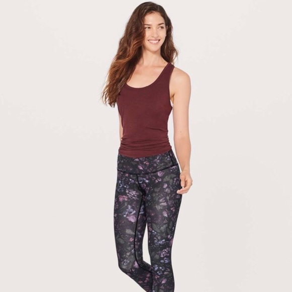 NWT Wunder Under LR Tight Size 8 - Picture 2 of 6